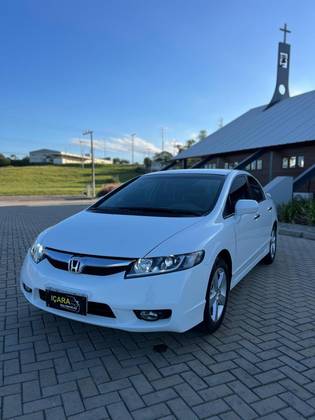 HONDA CIVIC 1.8 LXS 16V FLEX 4P AUTOMÁTICO